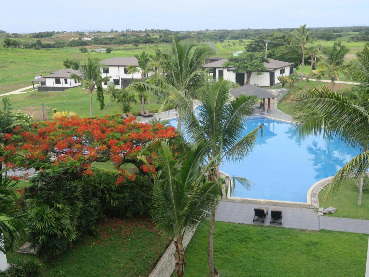 นาเซา รีสอร์ต แอนด์ วิลลา Hotel นาดี ภายนอก รูปภาพ
